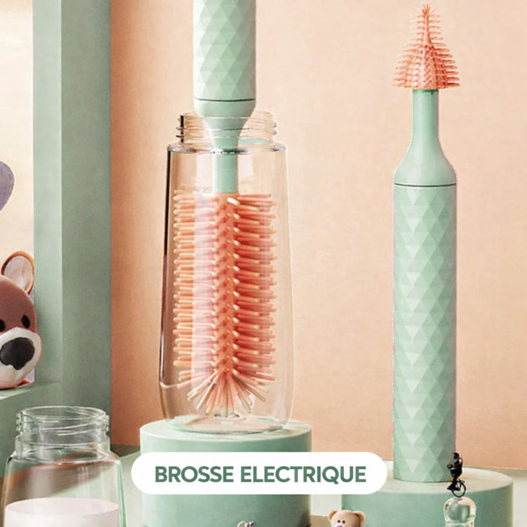 Brosse électrique en silicone pour biberons et bouteilles nettoyant l’intérieur d’un bocal en verre, design vert pastel.